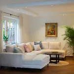 Fringaluna Tatil Evi *